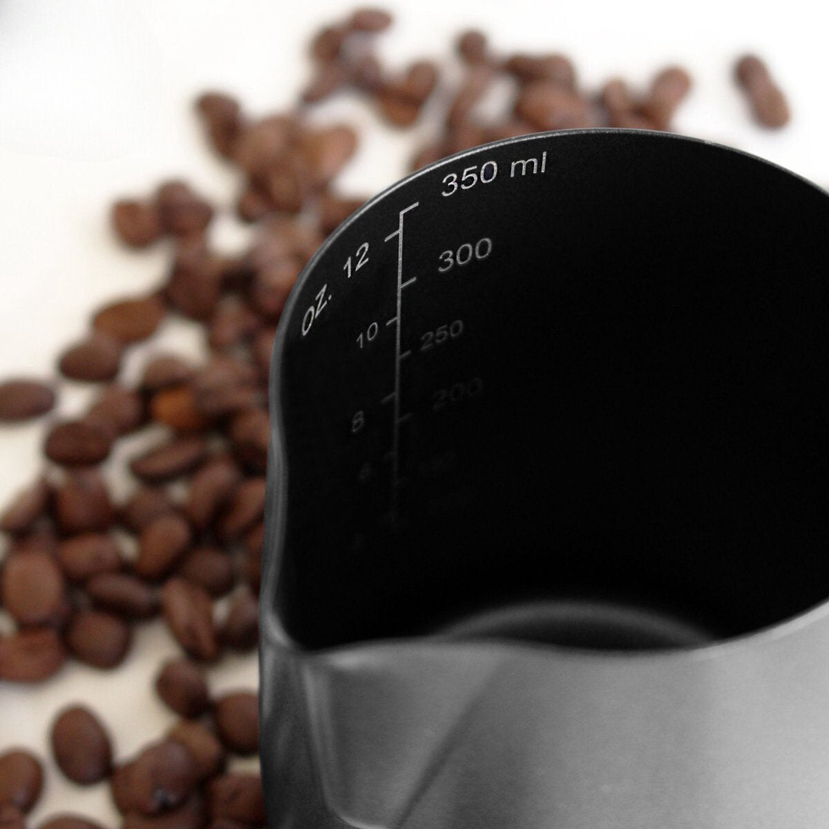 Melkkan met Art Pen Zwart